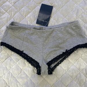 Brandy Melville grey black laced shorts